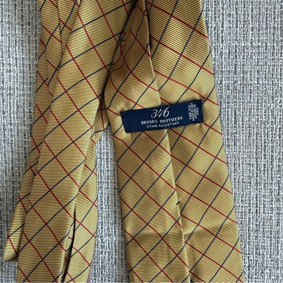 Brooks Brothers Gold and Red Checkered Tie 100% Silk - Picture 2 of 3